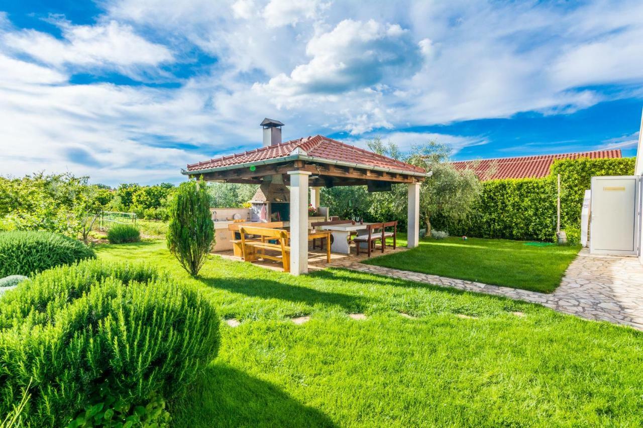 Apartmani Albi Zaton  Dış mekan fotoğraf